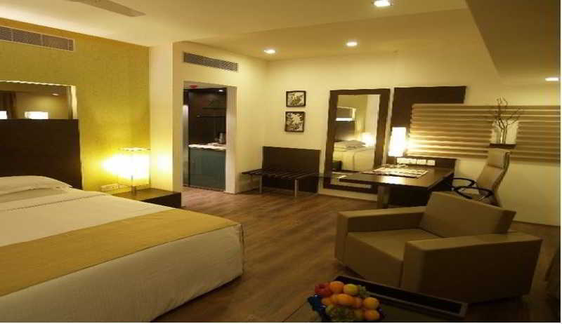 Ramada By Wyndham Chennai Egmore Extérieur photo