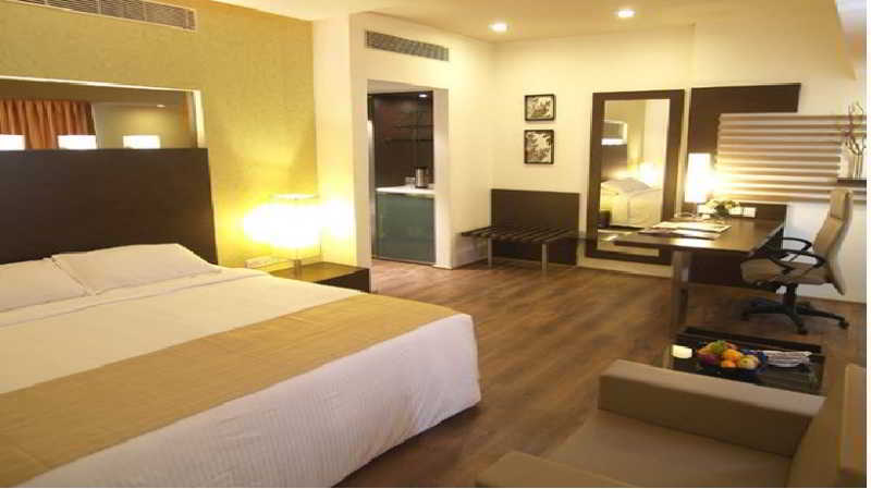 Ramada By Wyndham Chennai Egmore Extérieur photo